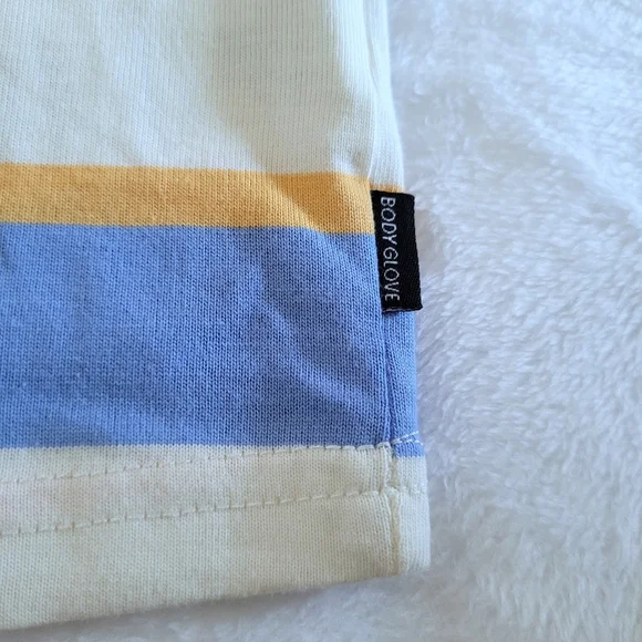 Body Glove🧤 Striped "Iris" Tee👕 - NWT - Picture 14 of 14